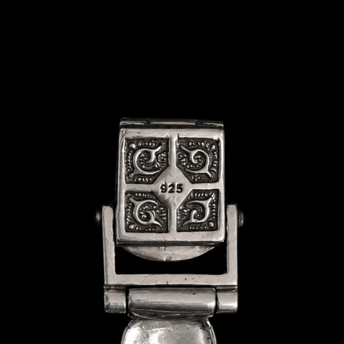Evelina Watch